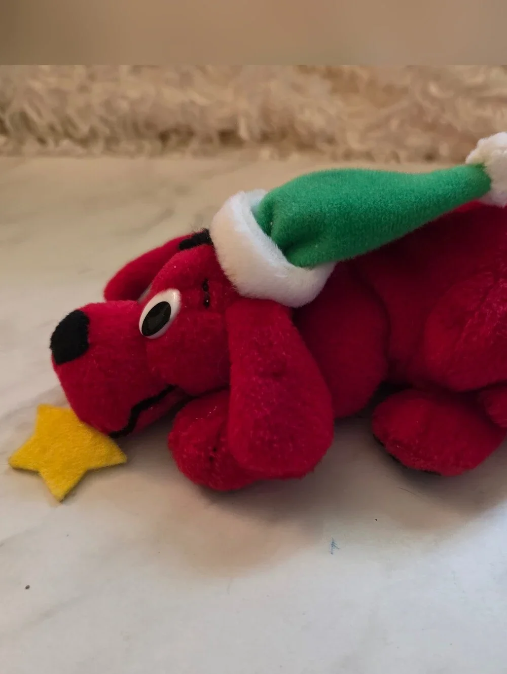 Scholastic Clifford the Big Red Dog Toy with Green Hat and Yellow Star